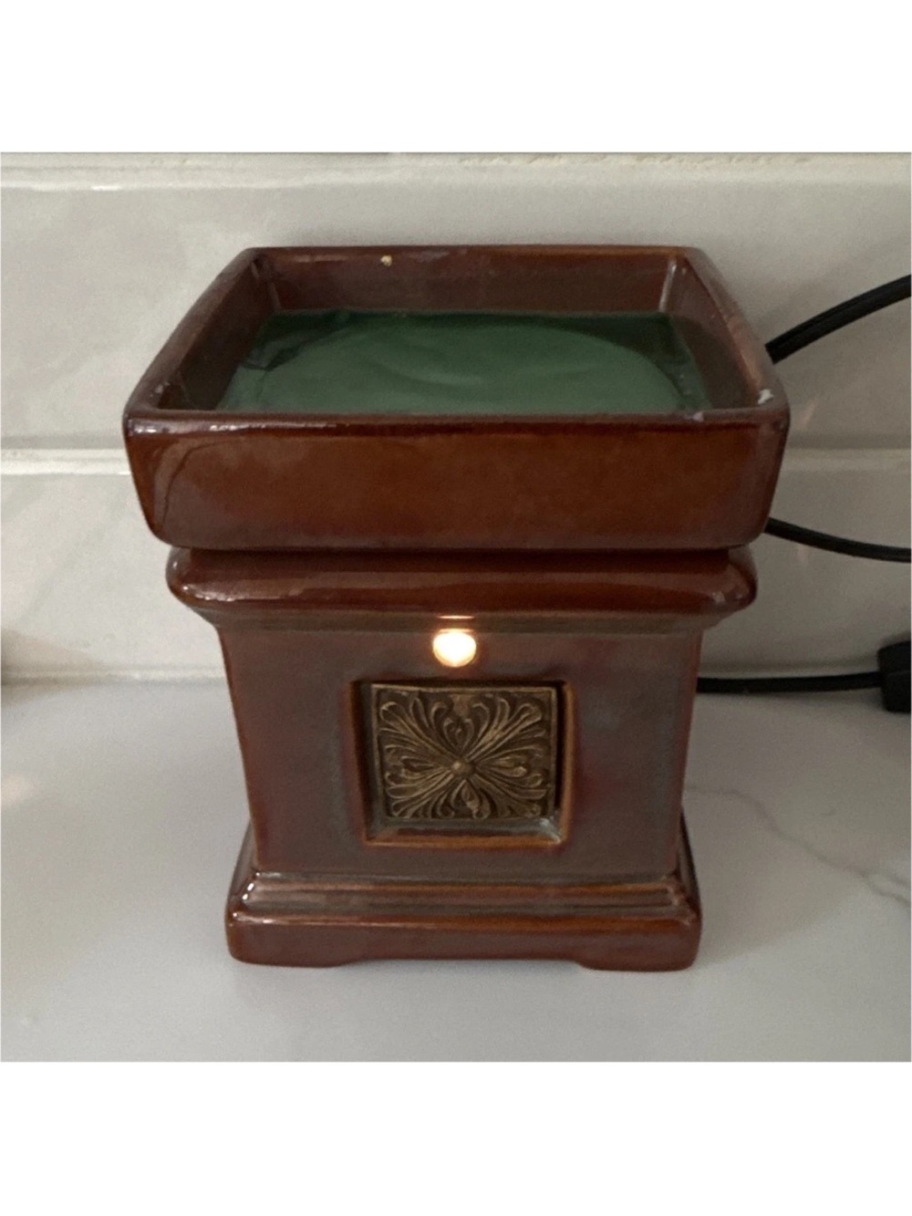 Ceramic Brown Electric Wax Warmer with Green Dish